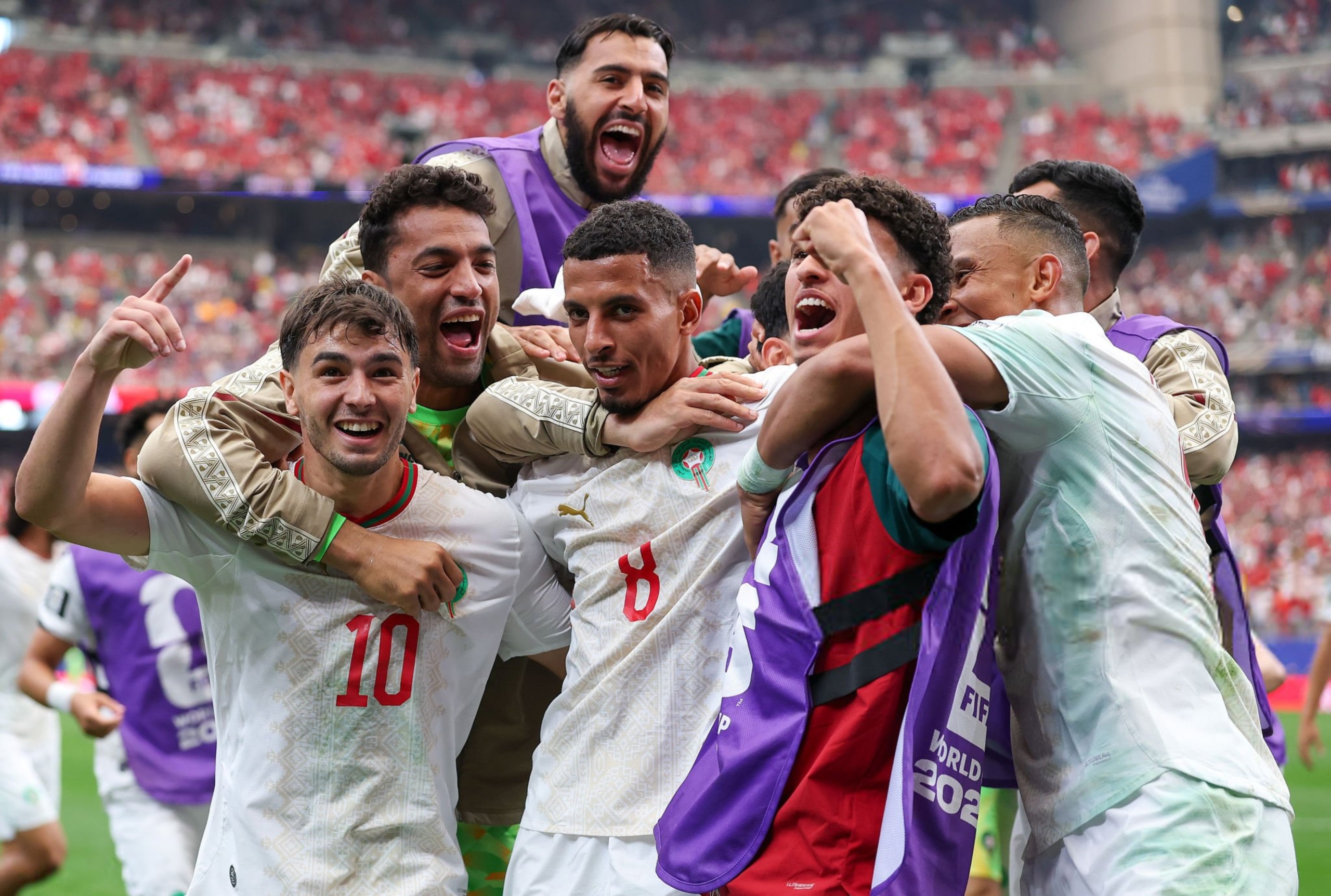 بثلاثية نظيفة.. المغرب يتجاوز كندا ويُؤمِن العبور لربع النهائي