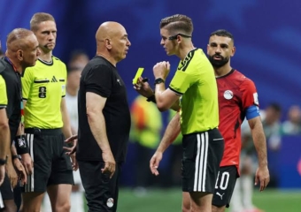 الاتحاد المصري يطالب “فيفا” بالتحقيق مع حكم مواجهة الأرجنتين بعد وداع المونديال