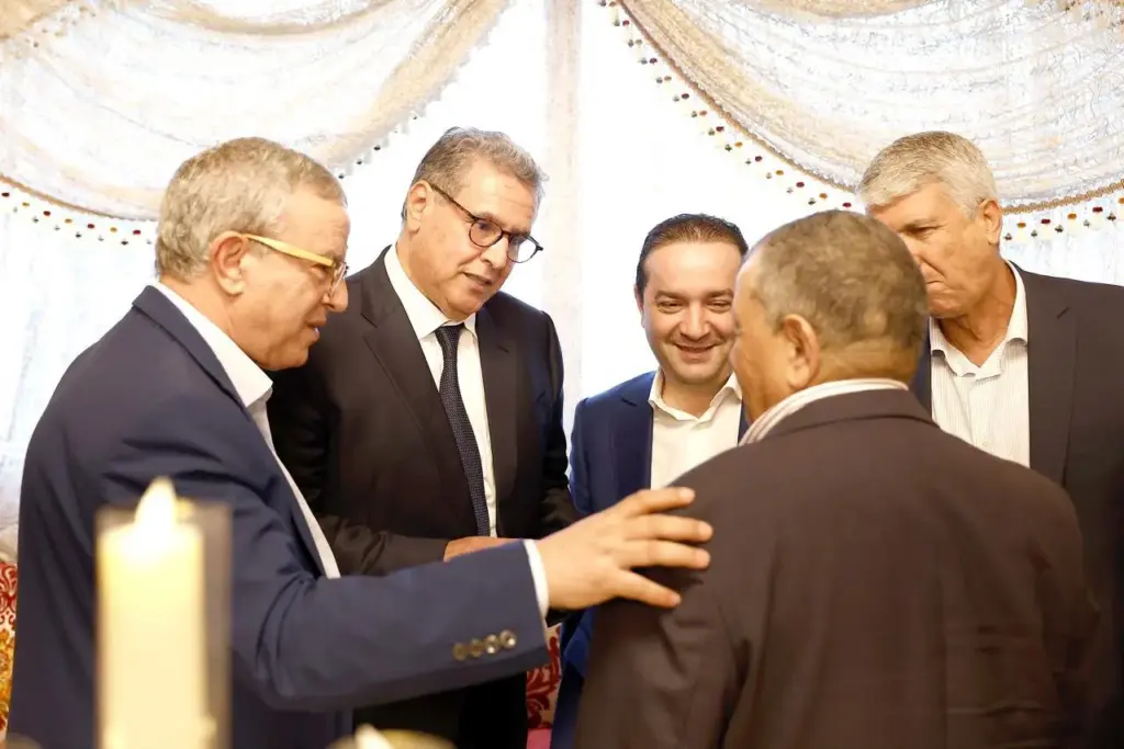 بحضور أخنوش.. الأحرار يحسم تزكيات مرشحي جهة الشرق ويجمعهم في لقاء تنظيمي بوجدة
