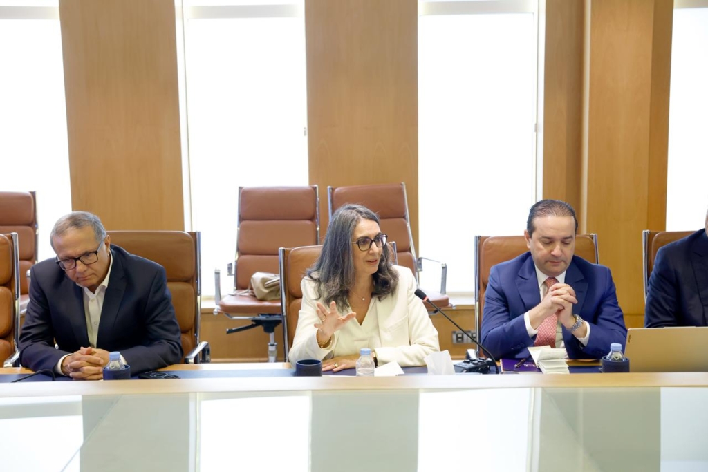 “الباطرونا” تستقبل قيادات تجمعية وبرنامج الأحرار على طاولة النقاش