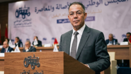 لقجع يحضر أشغال برلمان “البام” وترقب للإعلان الرسمي عن انضمامه للجرار