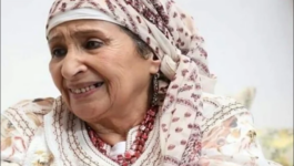 تكريم عائشة ماهماه يعيد النقاش حول جدوى الاحتفاء دون دعم