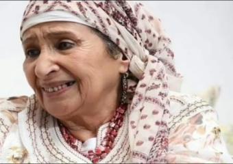تكريم عائشة ماهماه يعيد النقاش حول جدوى الاحتفاء دون دعم