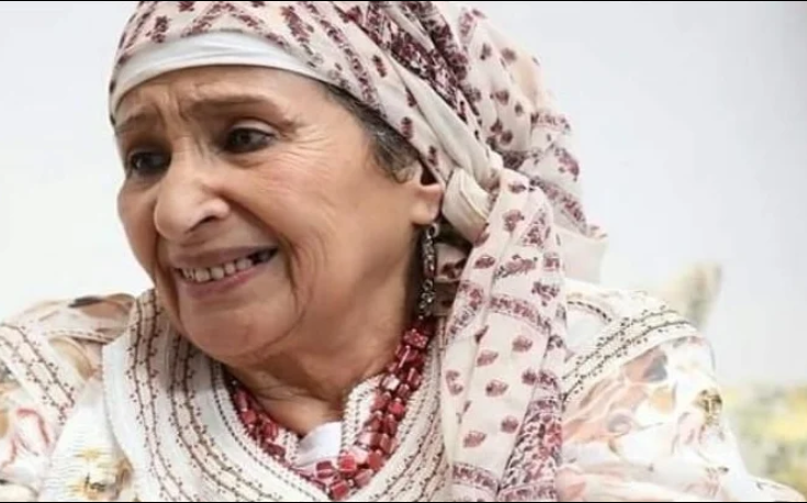 تكريم عائشة ماهماه يعيد النقاش حول جدوى الاحتفاء دون دعم