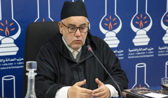 بنكيران يفتح النار على “البام” ويتهمه بالفساد والتحكم السياسي