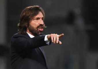 شركة مراهنات روسية تورط بيرلو وتعطل توقيعه لمنتخب إيطاليا