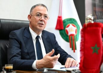 لقجع بين نفوذ الرياضة وحسابات السياسة.. هل تتغير قواعد اللعبة؟