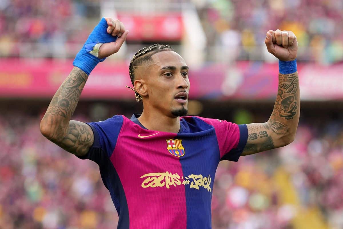 برشلونة يحسم موقفه من بيع رافينيا للهلال