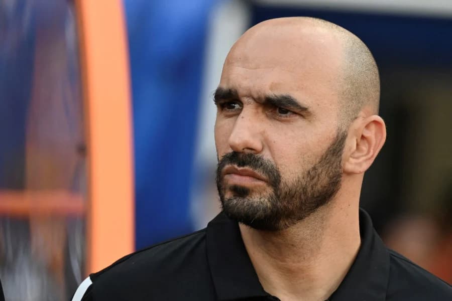 وليد الركراكي مرشح لتدريب منتخب العراق
