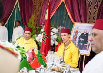 رئيس الحكومة يقيم مأدبة غداء بحضور ولي العهد والأمير مولاي رشيد