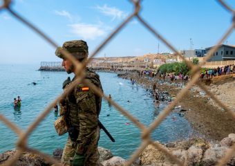 أزمة سبتة المحتلة.. 150 شخصا يعودون للمغرب كل دقيقة وحصيلة القتلى ترتفع لـ41