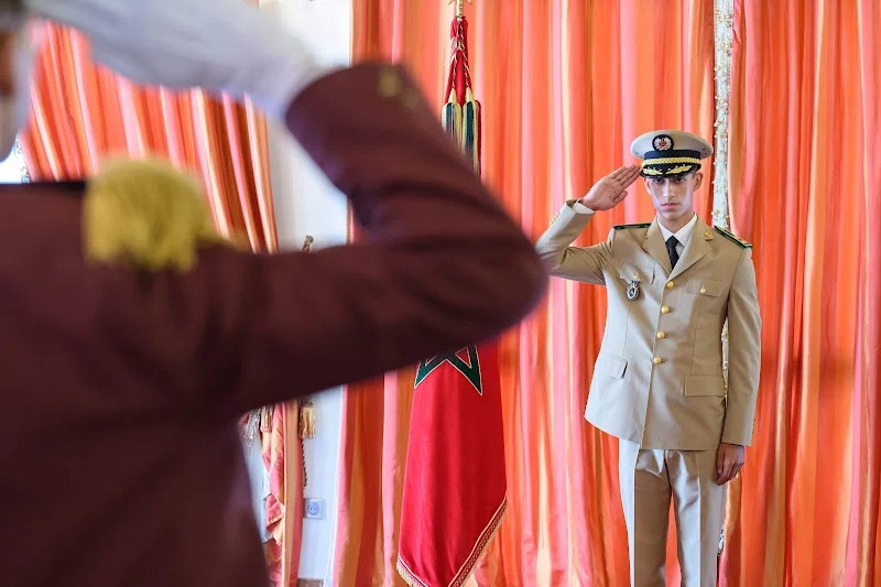 عيد العرش.. ولي العهد يتسلم برقية ولاء من القوات المسلحة الملكية