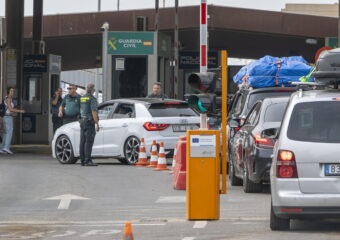إعادة فتح معبر مليلية المحتلة وألف شخص حاولوا الهجرة في ليلة واحدة