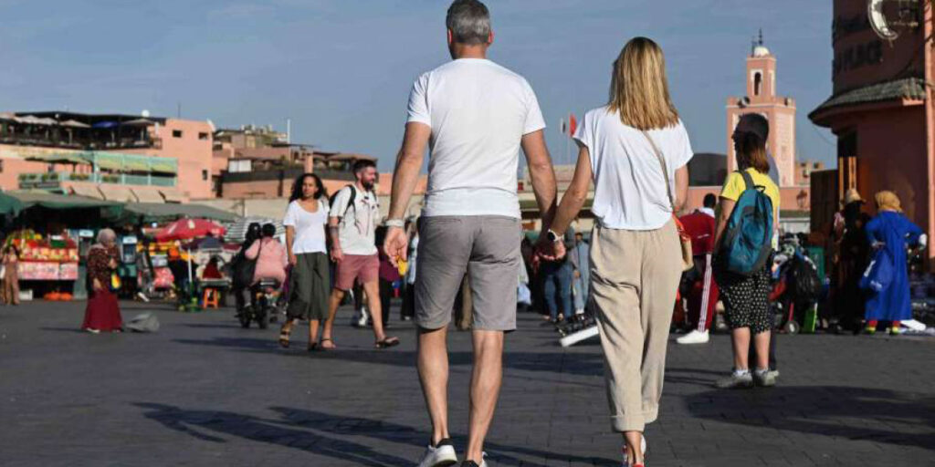 سيبلغون ربع مليون سائح نهاية 2026.. شعبية المغرب تتنامى بين البولنديين