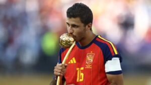 برشلونة يقدّم عرضه الأول لضم رودري