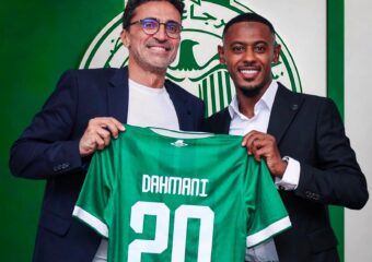 رسميا.. الرجاء يتعاقد مع يونس الدحماني