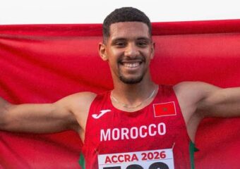 المغربي عماد بوشجدة بطلا للعالم في سباق 800 متر