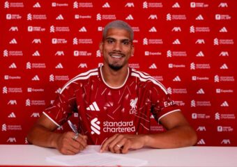 ليفربول يستعير أراوخو من برشلونة لترميم دفاعه