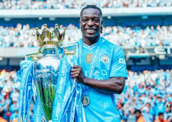 دوكو يُمدّد عقده مع مانشستر سيتي حتى 2031