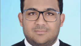 اقتصاد بلا عقيدة: لماذا تحتاج ثورة الذكاء الاصطناعي إلى البراغماتية لا المذاهب؟