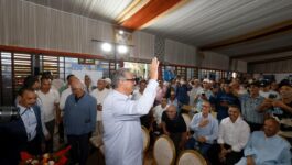 أخنوش يجري جولة تواصلية مع ساكنة 6 جماعات بإقليم الحوز
