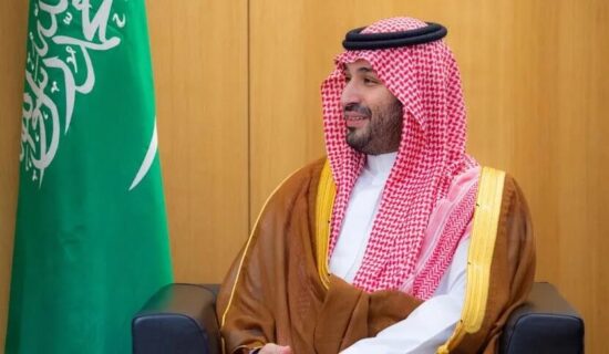 ولى عهد السعودية يزور فرنسا الأحد ويلتقي مع ماكرون