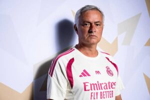 مورينيو يؤكد قدرة نجوم ريال مدريد على الانسجام سويا