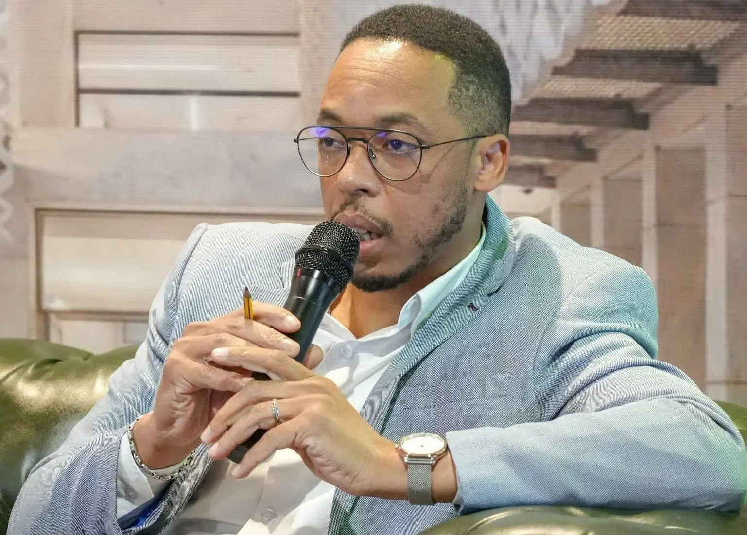 اعميمي: خطاب “الفوز المحسوم” قد يتحول من التعبئة إلى إنتاج العزوف الانتخابي