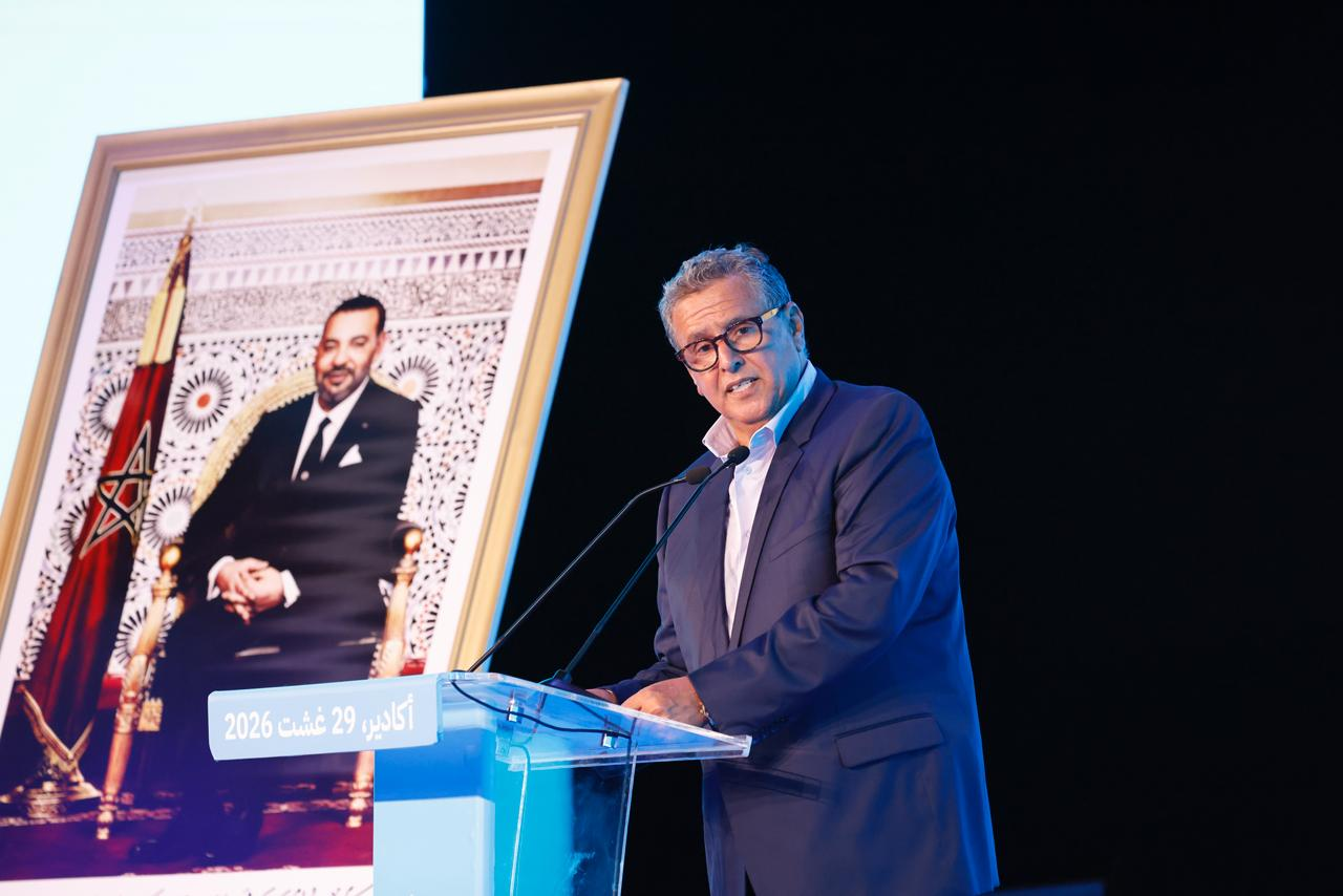 أخنوش يستعرض حصيلة الأحرار بأكادير ويعد بمشاريع تنموية واعدة