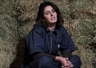 مريم الزعيمي تعود للإخراج بـ”ضباب” وتغوص في صراع عائلي مشحون بالشك