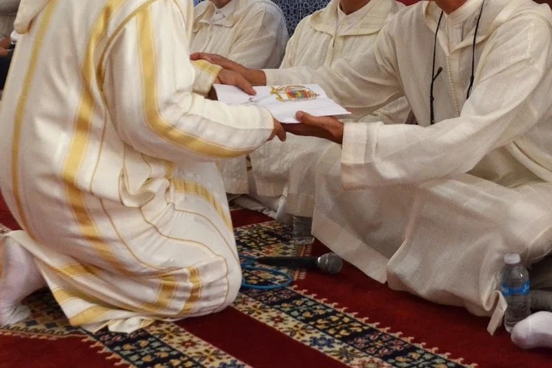 تسليم هبة ملكية لضريح بفجيج