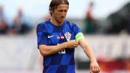 الاتحاد الكرواتي يؤكد استمرار مودريتش مع المنتخب
