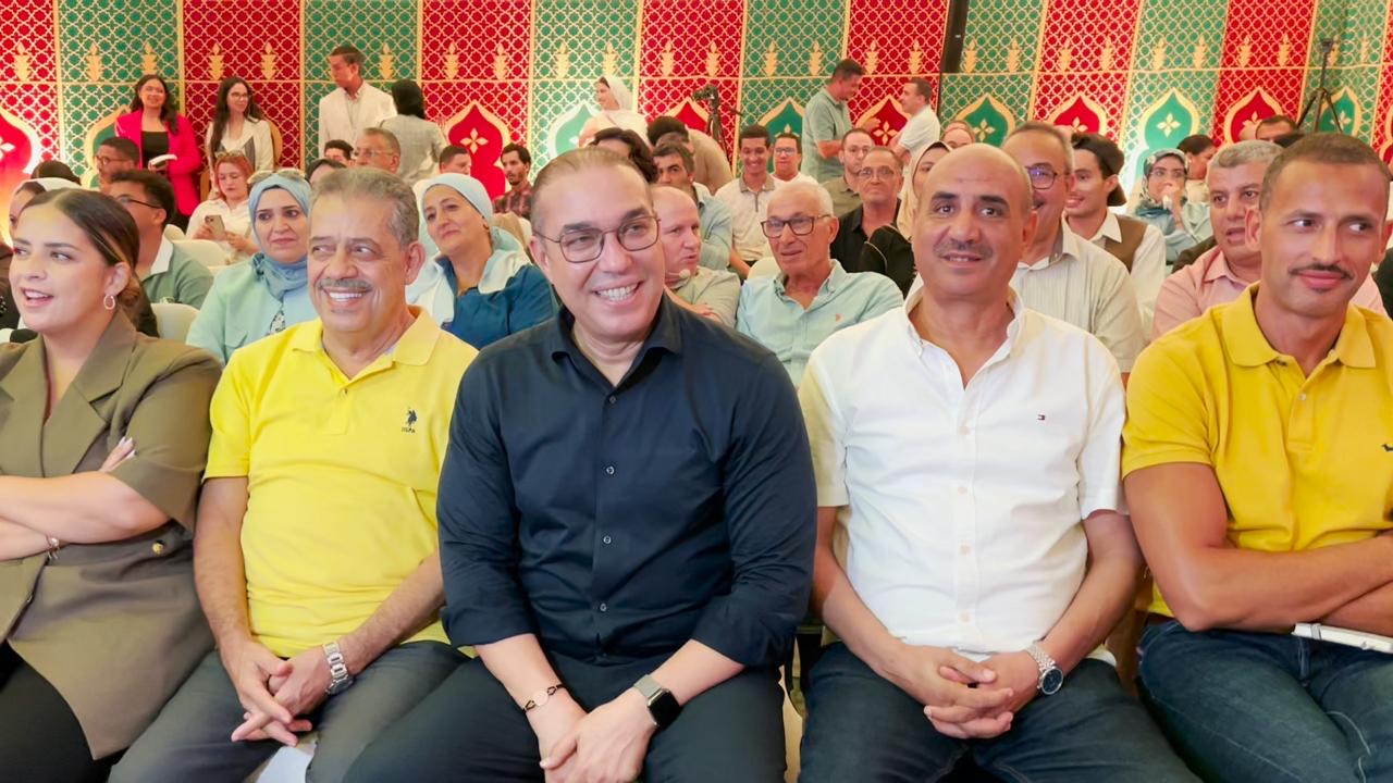 الحركة الشعبية يعد بإقرار السبت عطلة رسمية وإلغاء أنابيك