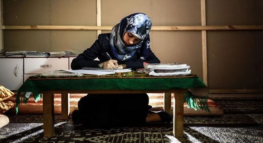 غزة تستأنف الدراسة وسط الأنقاض.. التعليم في مواجهة الحرب والنزوح