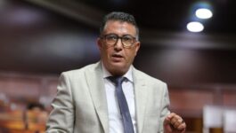 حموني: تراشق الأغلبية في ملف “الفراقشية” دليل تَورُّطها وتواطئها ضد المغاربة