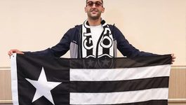 حكيم زياش يصل البرازيل تمهيدًا للانضمام إلى بوتافوغو