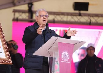 بركة يلغي نشاطه الانتخابي بالعرائش تضامناً مع متضرري حريق “القلعيين”