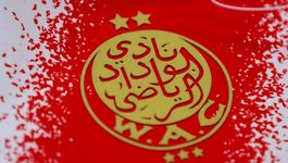 الوداد ينجح في تسوية نزاعاته المالية ويطالب أيت منا بالوفاء بالتزاماته
