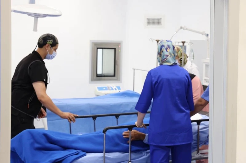 شغيلة “المجموعة الصحية للرباط” تتمسك بتعويضات المسؤولية والحركة الانتقالية