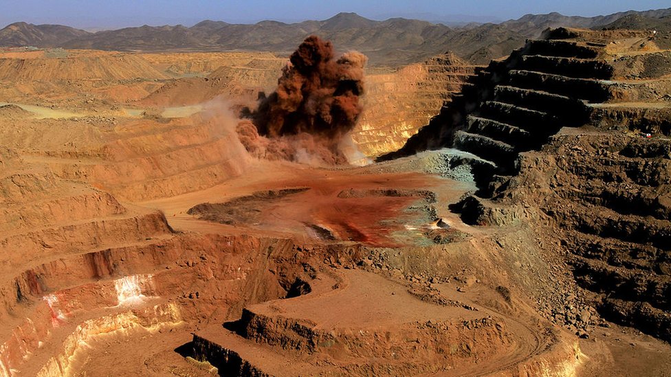 كيف أصبحت مناجم الذهب في السودان فخاخا قاتلة؟