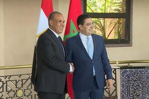 بوريطة يبحث مع نظيره المصري سبل تعزيز العلاقات الثنائية