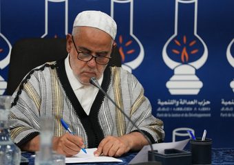 عاجل.. بنكيران يدعو برلمان المصباح للإجتماع ويستبعد المشاركة في حكومة البام