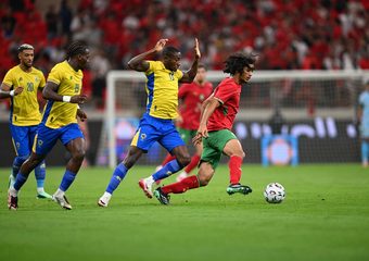 المنتخب المغربي يفتتح تصفيات “الكان” بثنائية نظيفة في شباك الغابون