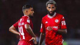 بين غضب الجماهير وضغط البدايات.. هل يستدعي تعثر الوداد الحزم أم الهدوء؟