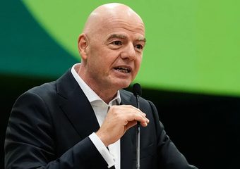 الفيفا يتهم اليويفا بشن “حملة تضليل”