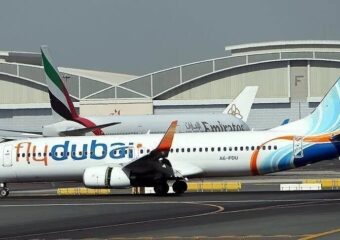هبوط اضطرار لطائرة بالسعودية بعد إصابة قائدها ومساعده