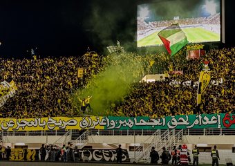 الجماهير المغربية توحد صوتها ضد منع التنقل وتدعو لمقاربة تنظيمية حديثة