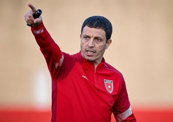 مصدر ينفي تفاوض الوداد مع السلامي ويؤكد استمرار سيرجيو في مهامه