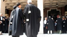 المحامون يعلقون الإضراب والزياني يطالب حكومة المنصوري بـ”تصحيح المسار”