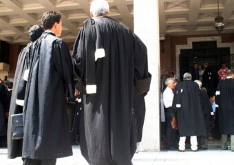 المحامون يعلقون الإضراب والزياني يطالب حكومة المنصوري بـ”تصحيح المسار”